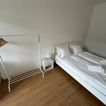 7 - Petrin كارلوفي فاري