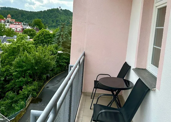 7 - Petrin Karlovy Vary
